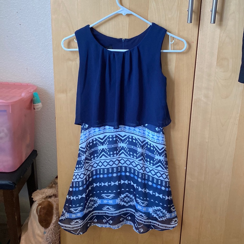 Blue dress. Size 12. Izbyer